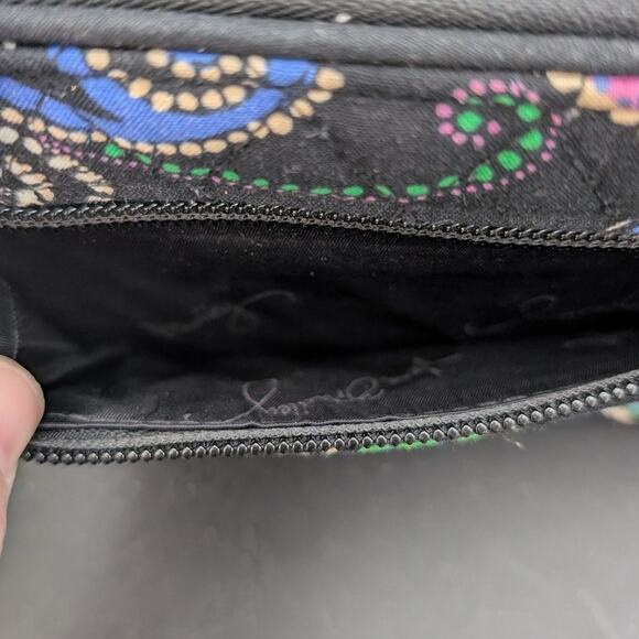 Vera Bradley Turn Lock Wallet Womens Black Paisley Floral Quilted Zip Around ID - Picture 3 of 8